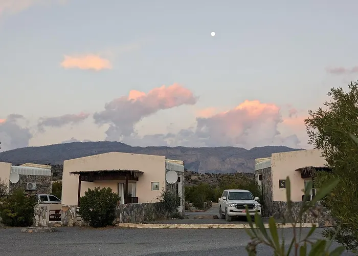 Jebel Shams Resort منتجع جبل شمس